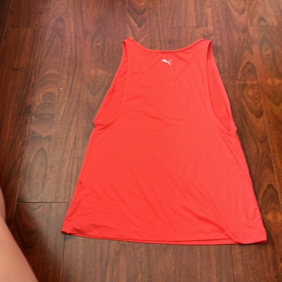puma workout top - Picture 2 of 3